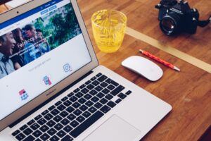 Paid vs Organic Social Media: Which is Better?